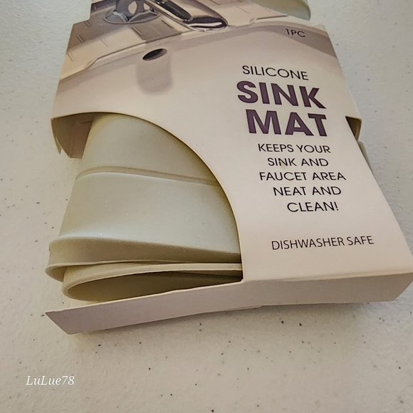 Silicone Sink Mat in Gray - Picture 2 of 10